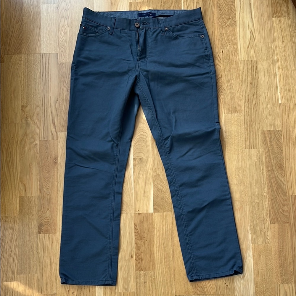 Tommy Hilfiger Men's Grey Casual Corduroy Pants 33x32